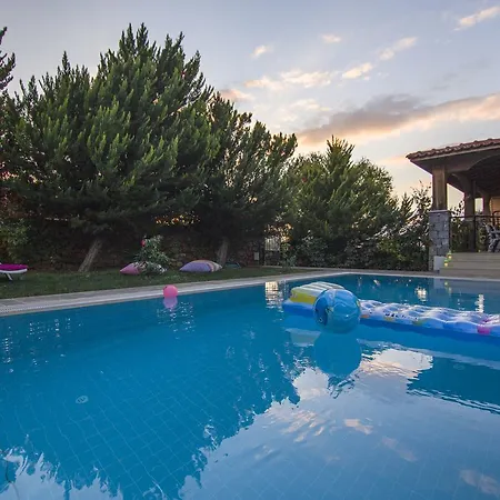Kibele Villalari Villa *